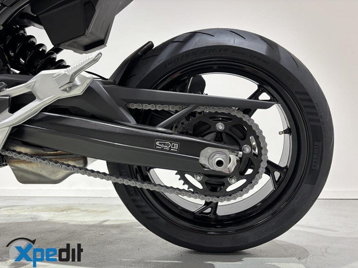 BMW F 900 R BMW F 900 R